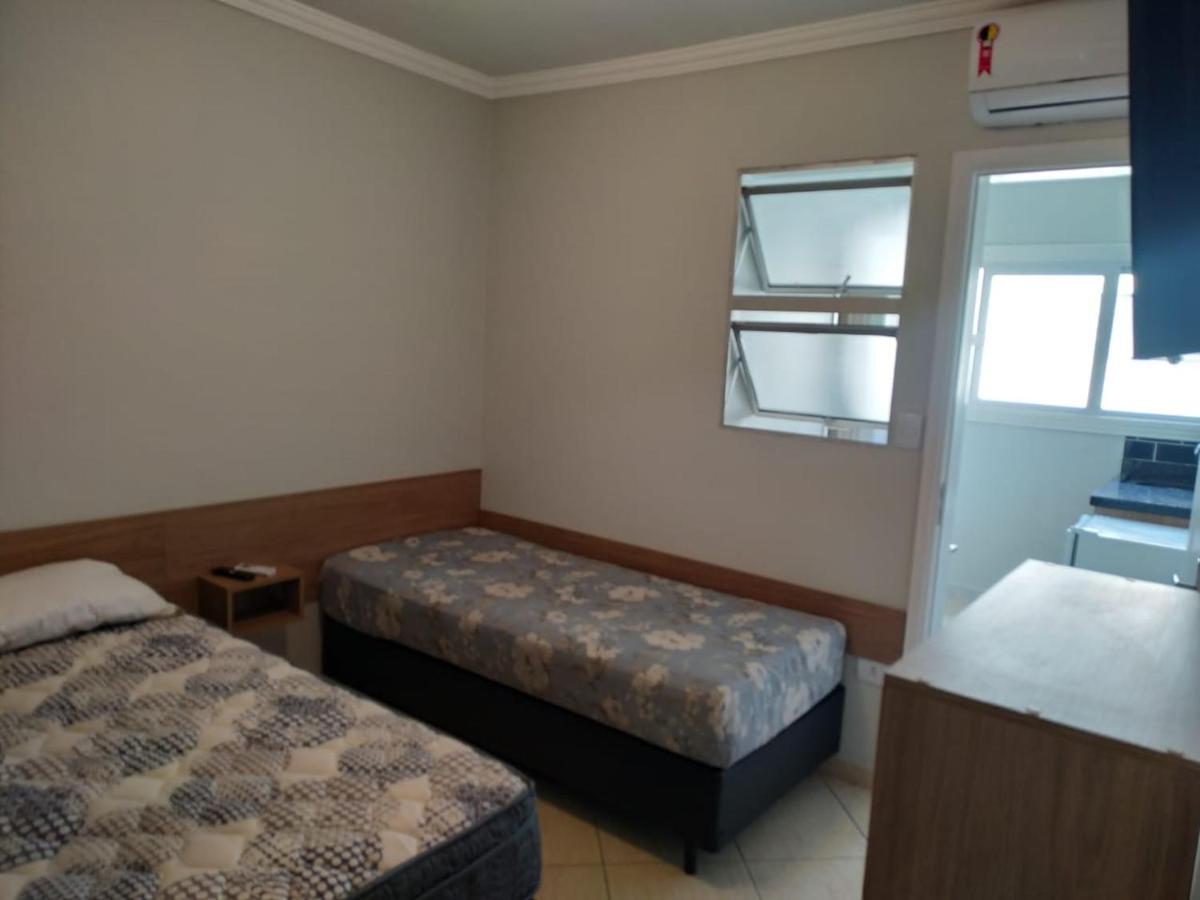 Kitnet Asturias 51B No Ed. Guariata, Proximo A Praia Das Asturias Em Guarujá Exterior foto